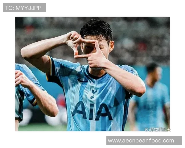 聚焦绿茵赛场璀璨足球明星的人生故事与荣耀时刻 聚焦绿茵赛场璀璨足球明星的人生故事与荣耀时刻